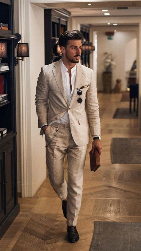 casual dinner suits for men.